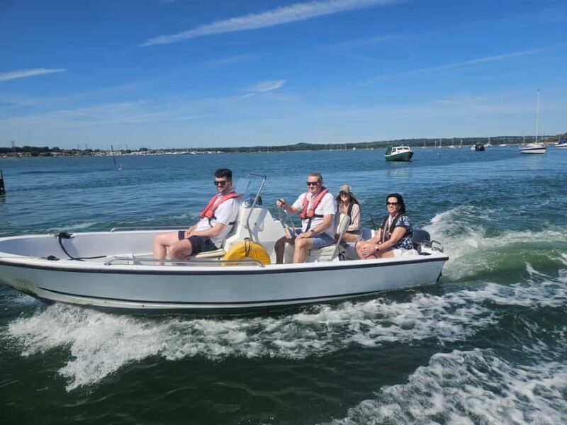 Poole Harbor: 2, 3, 4, 6, or 8-Hour Boat Rental Service - The Experience of the Guide and Safety