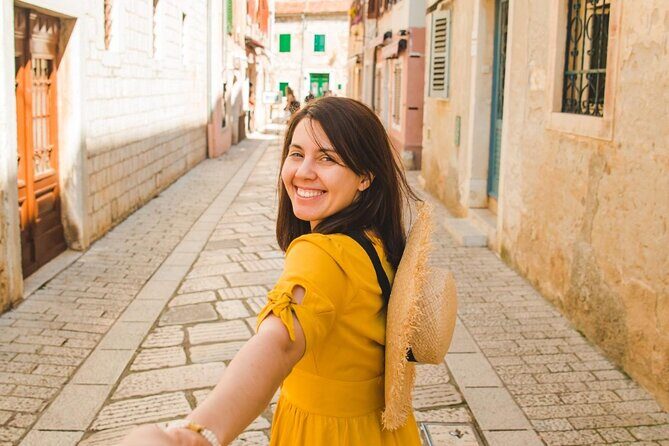 Pore - A Journey Through 4,000 Years of History - Key Points