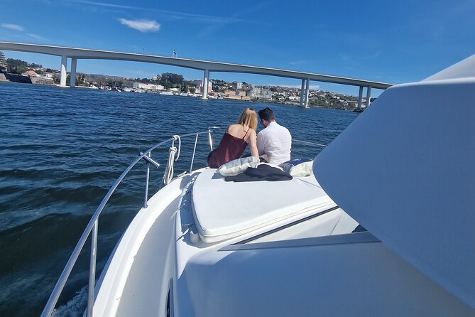 Port : 6 Bridges Cruise , Douro River with Sunset Option - Meeting Point at R. da Praia 554: Easy If You Show Up Early