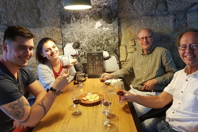 Port and Douro Wine Walking Tour With 10 Tastings - An In-Depth Look at the Tour Itself