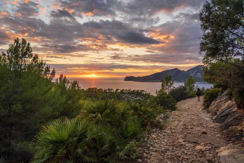 Port Andratx: Hiking Tour into the sunset to Sant Elm - Key Points