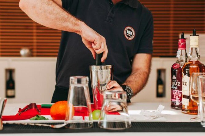 Port Wine Cocktails Workshop at Espaço Porto Cruz, Vila Nova de Gaia, Portugal - What to Expect from the Workshop