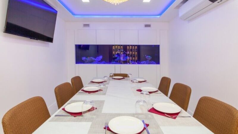 Portimão: Arabian Night Dance Show with Tapas and Wine - Key Points