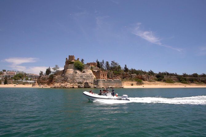 Portimão: Benagil Caves Speedboat Tour - The Experience You Can Expect