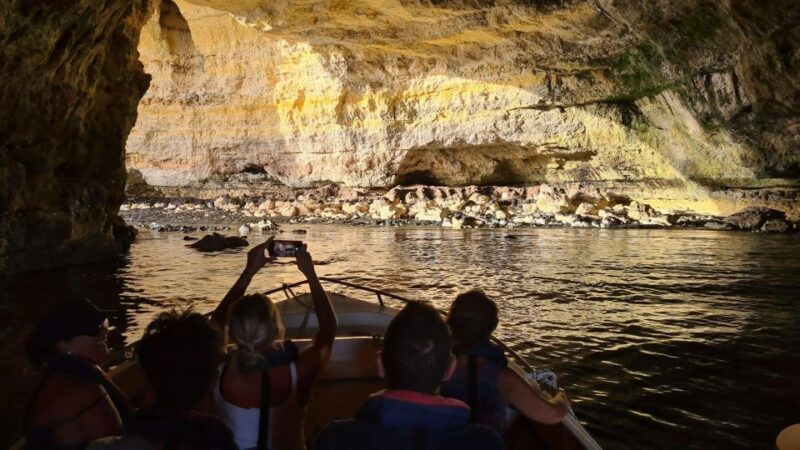 Portimão: Corporate Event - What to Expect from the Private Boat Trip in Portimão