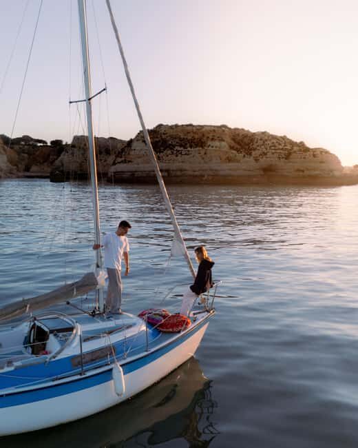 Portimão: Private Sailing Tour for Couples All Inclusive - What to Expect on Board