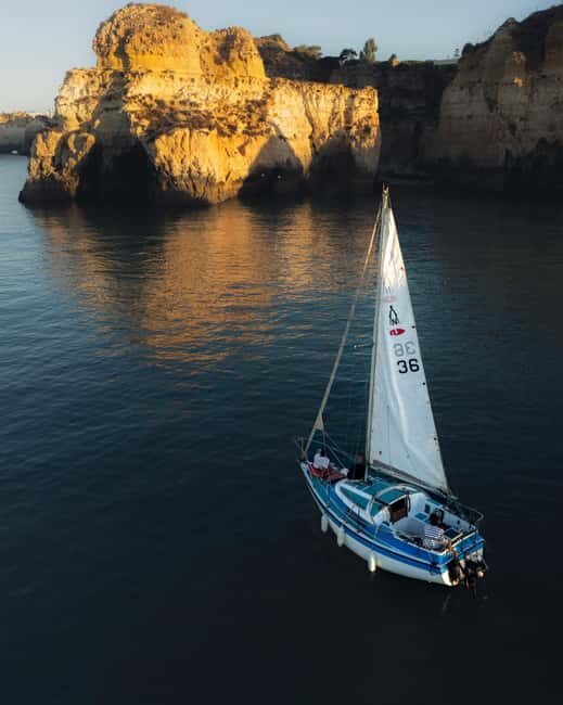 Portimão: Private Sailing Tour for Couples All Inclusive - The Value of This Tour