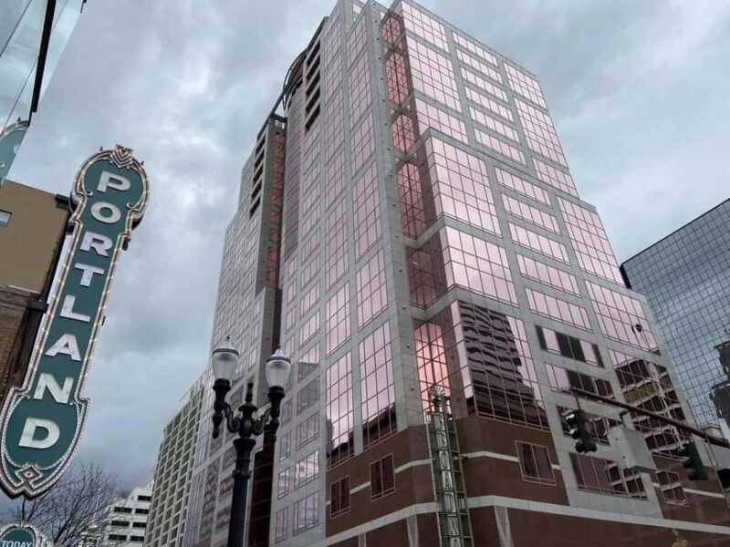 Portland: Best of the City Small Group Walking Tour - Key Points