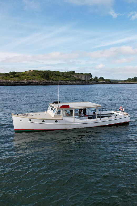 Portland: Casco Bay Morning Lighthouse Cruise - Key Points