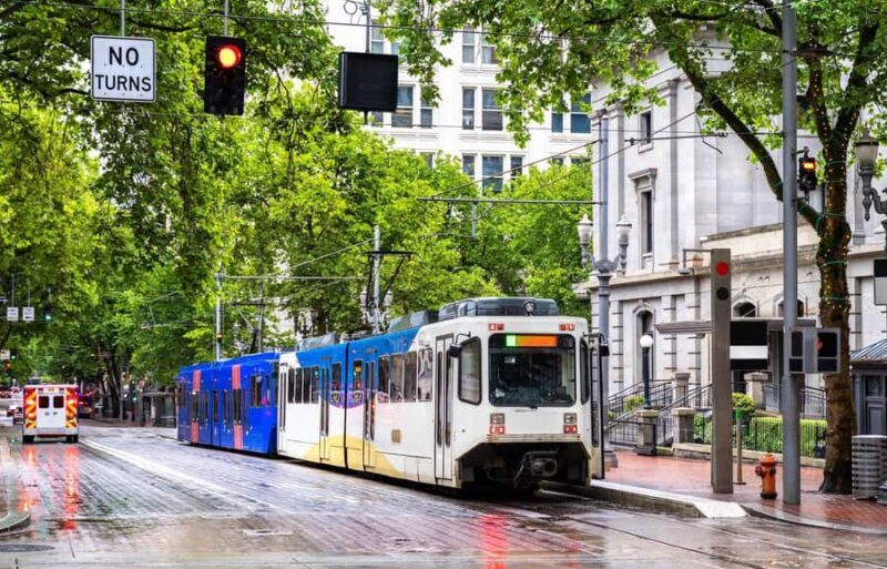 Portland: Guided Delicious Donut Tour with Tastings - Key Points