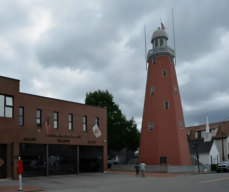 Portland : Highlights Walking Tour With A Guide - Key Points