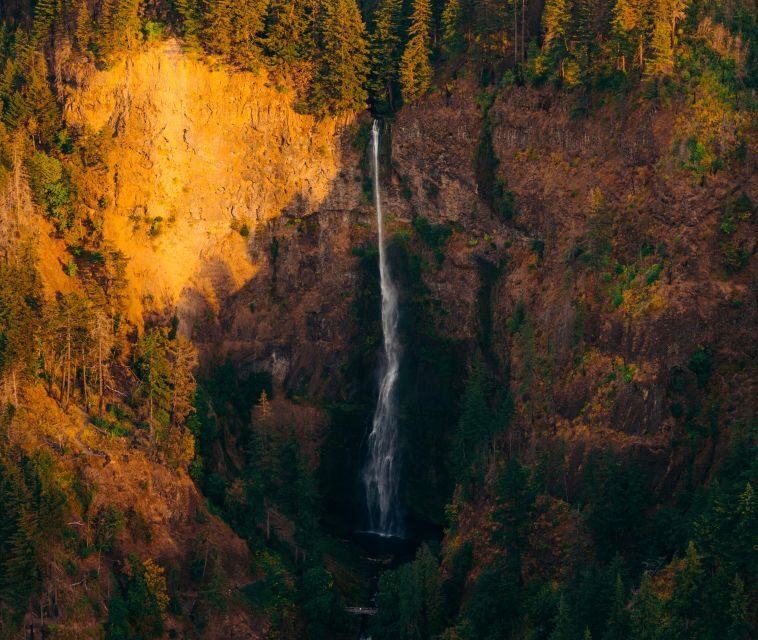 Portland: Multnomah Falls Scenic Flight Tour - Key Points