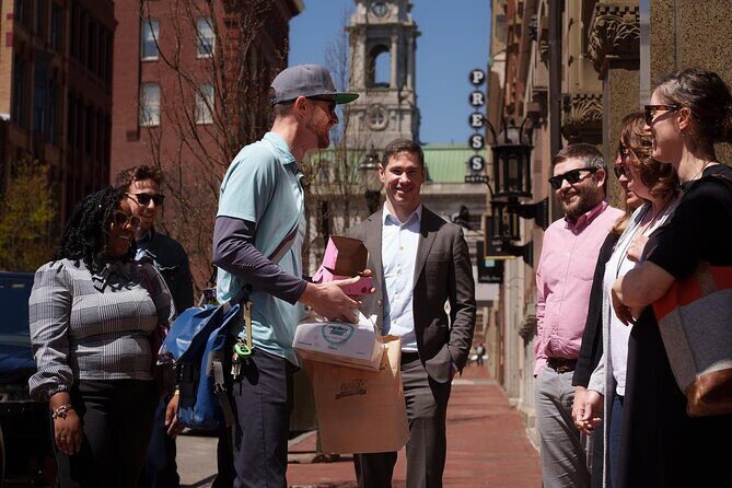 PortlandLobsterRollWalkingFoodTour  WaterfrontStories - Is It Family-Friendly?