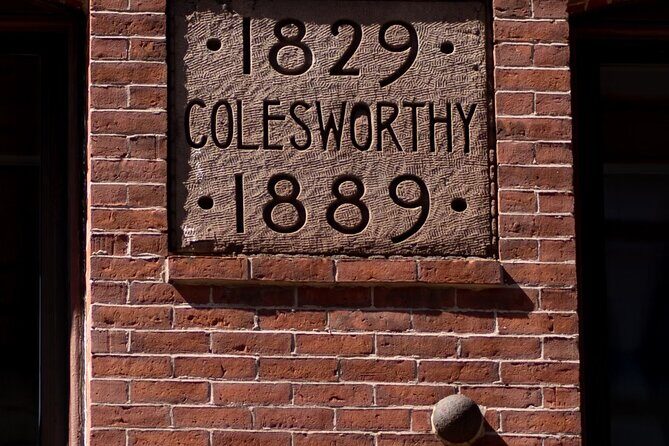 PortlandWalkingFoodTourWarmDonuts, History&HiddenGems - The Verdict: Is It Worth It?