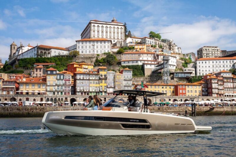 Porto: 2h Private Luxury Yacht in the Douro - Exploring the Itinerary
