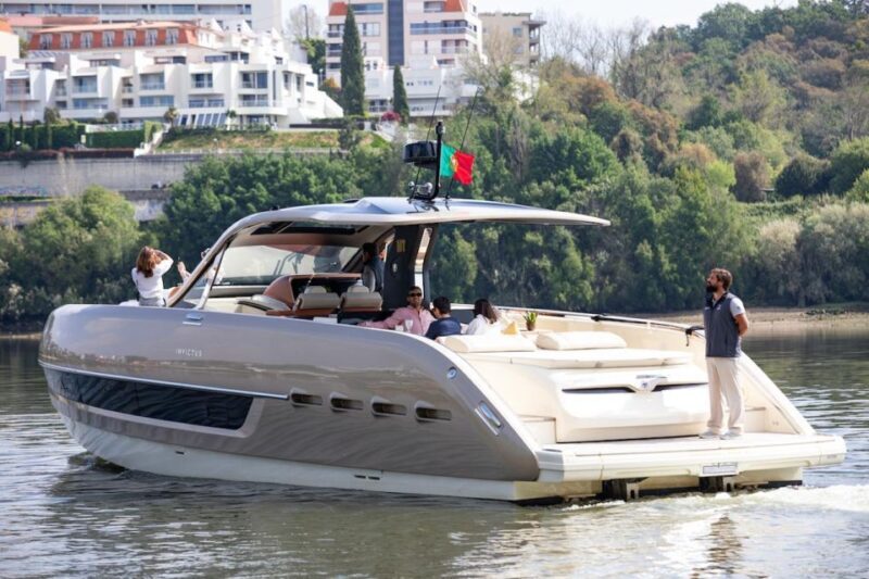 Porto: 2h Private Luxury Yacht in the Douro - FAQ