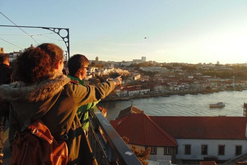 Porto: 3-Hour Downtown Walking Tour - Key Points
