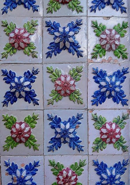 Porto: Azulejos Tiles Walking Tour - Key Points
