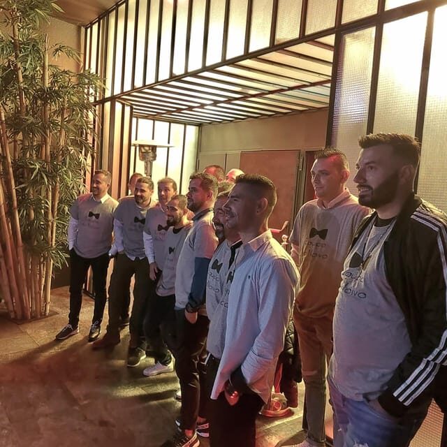 Porto: Bachelor Party offer of a Glass of Champagne or Drink - Practical Details and Considerations