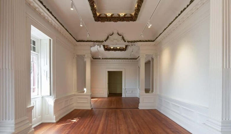 Porto: Casa São Roque and Trindade Experience Ticket - Key Points