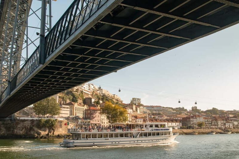 Porto: Cruise with Dinner & Live Music - Setting the Scene: An Ideal Evening on the Douro River