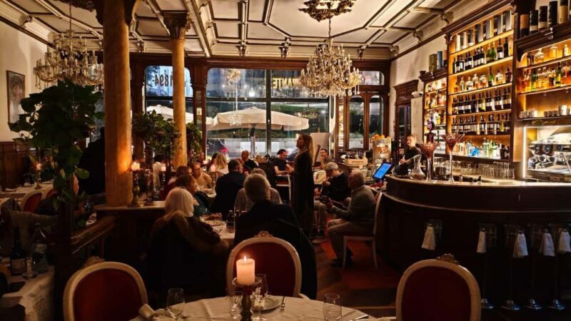 Porto: Dinner with Fado and Traditional Portuguese Music - An In-Depth Look at the Experience