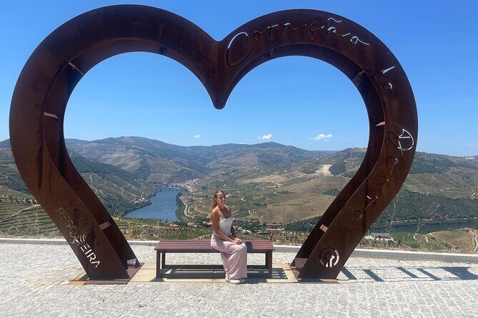 Porto: douro valey, 2 Wine regions, Sommelier, boat trip & lunch - What’s Included and How It All Comes Together