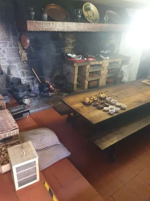 Porto: Douro Valley Private Tour with Winery Visit & Lunch - Practical Details and What to Expect