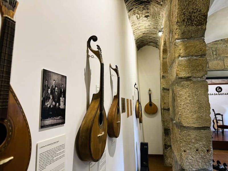 Porto: Fado & Port Wine in Traditional Portuguese Music Shop - Price and value: why $11 feels fair here