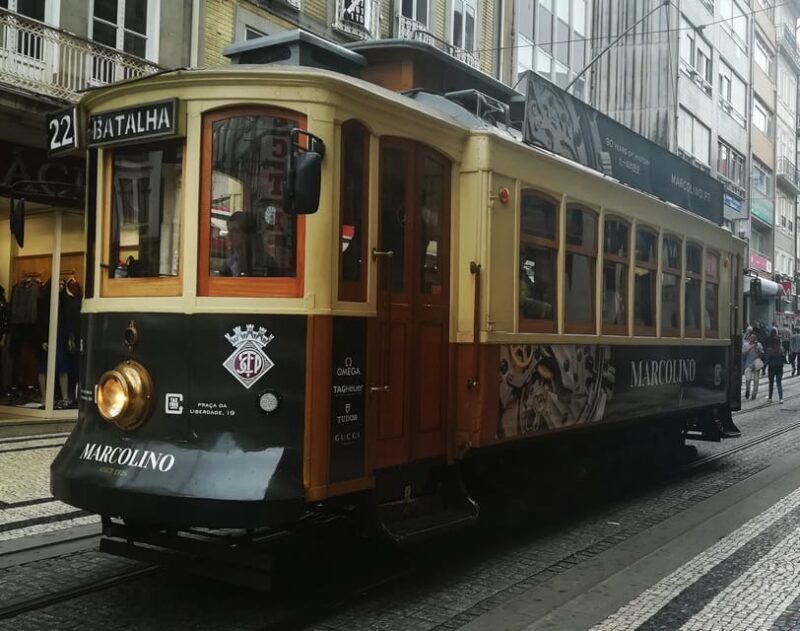 Porto: Fado Show with Dinner in a Traditional Fado House - FAQs