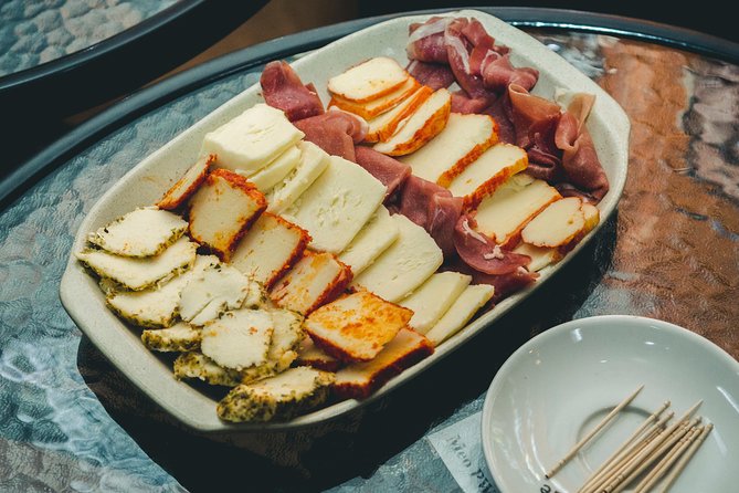 Porto Food and Local Drinks Evening Tour by Food Lover Tour - Cultural and historical notes that don’t slow you down