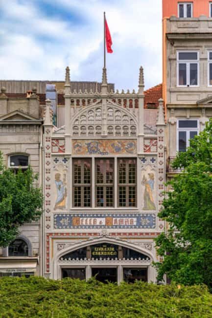 Porto: Gold Ticket Lello Bookstore + Douro River Cruise - FAQ