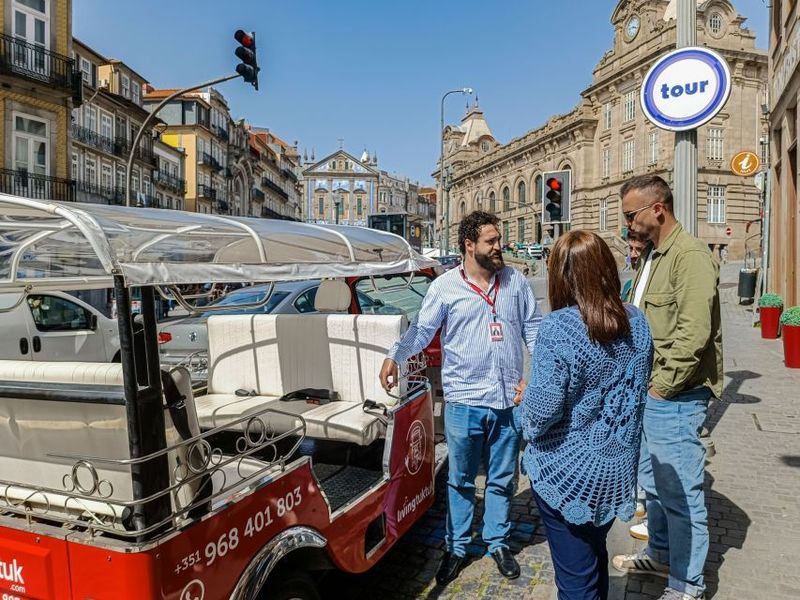 Porto: Guided Tour by Tuk-Tuk & Optional Douro River Cruise - Comfort, Safety, and What to Know Before You Ride