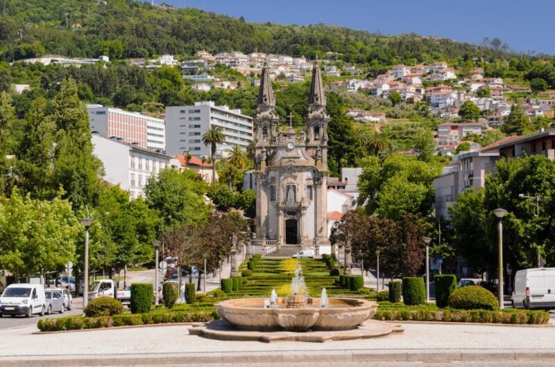 Porto: Guimarães & Braga Tour with Entry Tickets and Lunch - Lunch in Guimarães: Authentic Flavors and Good Vino Verde