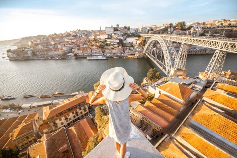 Porto: Hop-on Hop-off Bus with Optional Cruise & Wine Cellar - The Experience in Practice