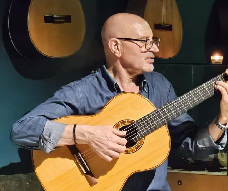 Porto: Intimate Fado Show & Port Wine at Sao Bento Station - Key Points