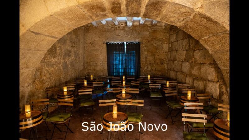 Porto: Live Fado Show with Glass of Port Wine - The Experience of Tasting Port Wine
