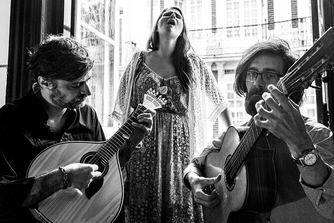 Porto: Live Portuguese Fado Experience with Port Wine - Key Points