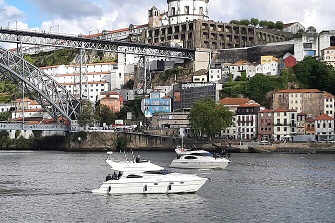 Porto: Luxury Yacht Tour of the 6 Bridges and Douro Natural Reserve - Porto: Luxury Yacht Tour of the 6 Bridges and Douro Natural Reserve