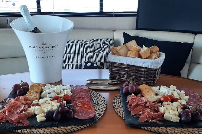 Porto: Luxury Yacht Tour on the Douro River - Sunset or Daytime - Who Will Love This Tour