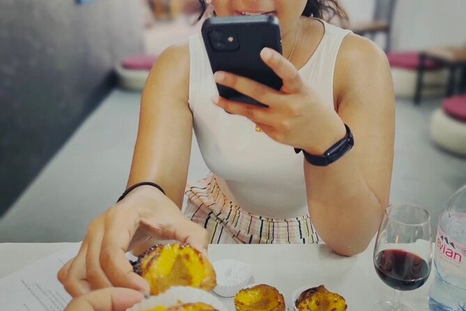 Porto: Pastel de Nata Cooking Class with Porto Wine (Sé do Porto) - The Wine and Snacks: Included, and It’s Not an Afterthought