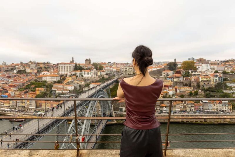 Porto: Photo sessions in Porto for groups or individuals. - Key Points