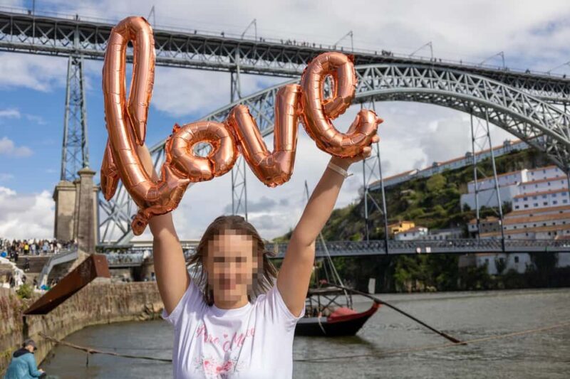 Porto: Photo sessions in Porto for groups or individuals. - What to Expect from a Porto Photo Session