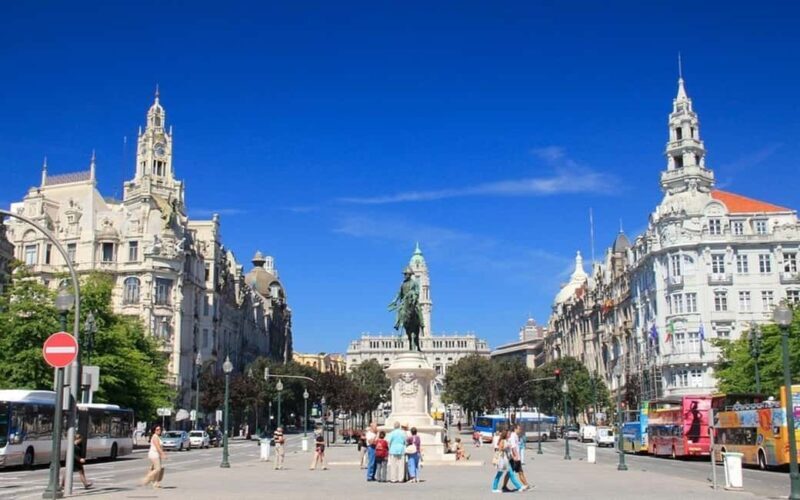 Porto: Private City Highlights Tour - Who Should Consider This Tour?