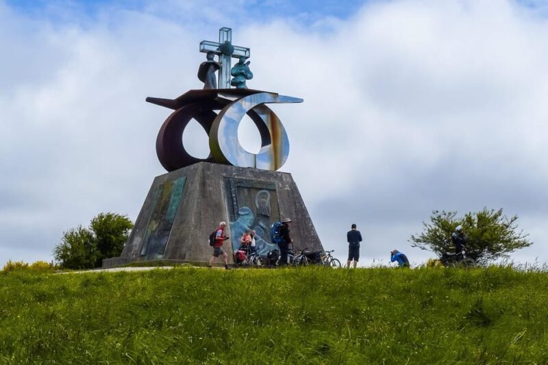 Porto: Private & Customizable Trip to Santiago de Compostela - What the Reviews Say