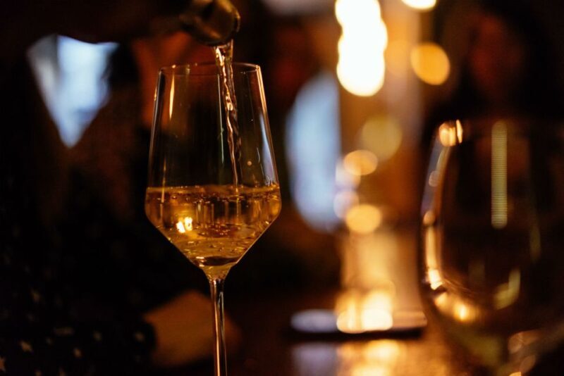 Porto: Private Evening Tour with Drinks & Bites - An introduction to the tour: what it’s all about