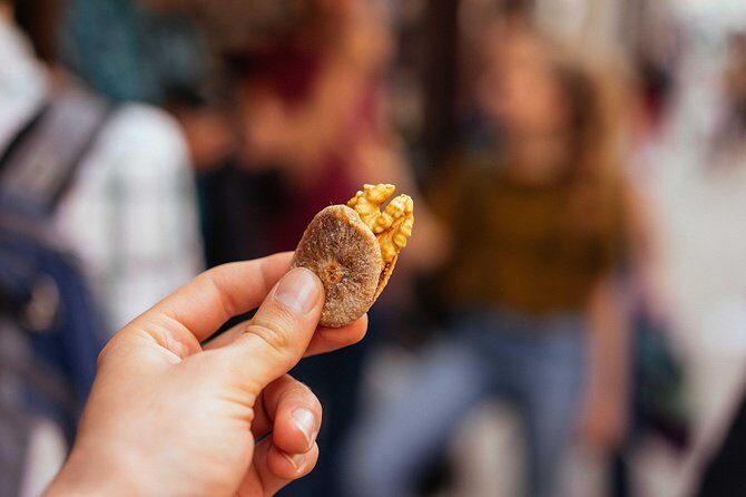 Porto Private Food and Drink Tasting Tour with Local - Value for Money