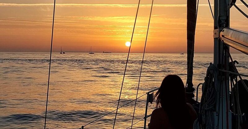 Porto: Private Sail on Douro River (Sunset Time Available) - The Practicalities: Pricing, Group Size, and Booking