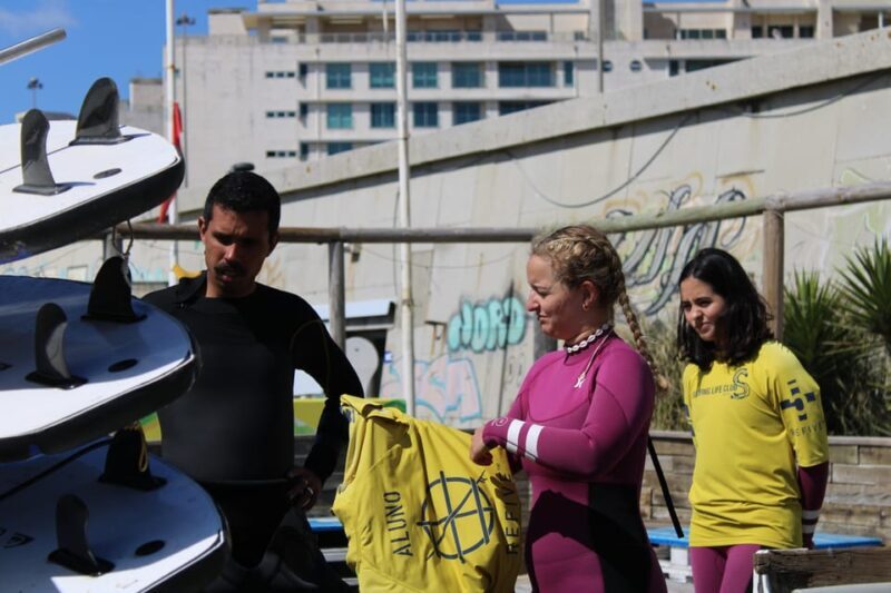 PORTO: Private Surf Lesson with the First School in Porto - FAQs
