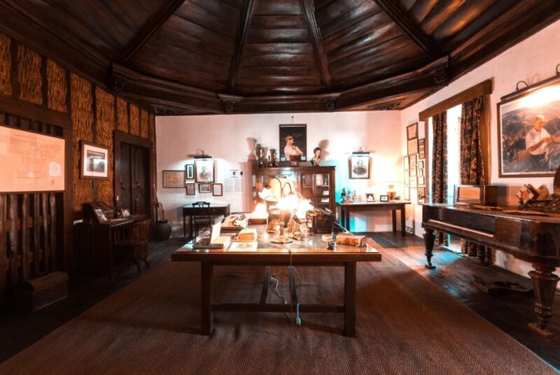 Porto: Private Tour Douro Valley/Winery SECXVIII /Boat/Lunch - In The Sum Up